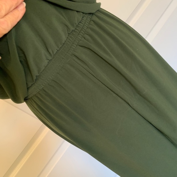 💚🫒🦖 Super CUTE Green Dress 🦖🫒💚 - Picture 10 of 16